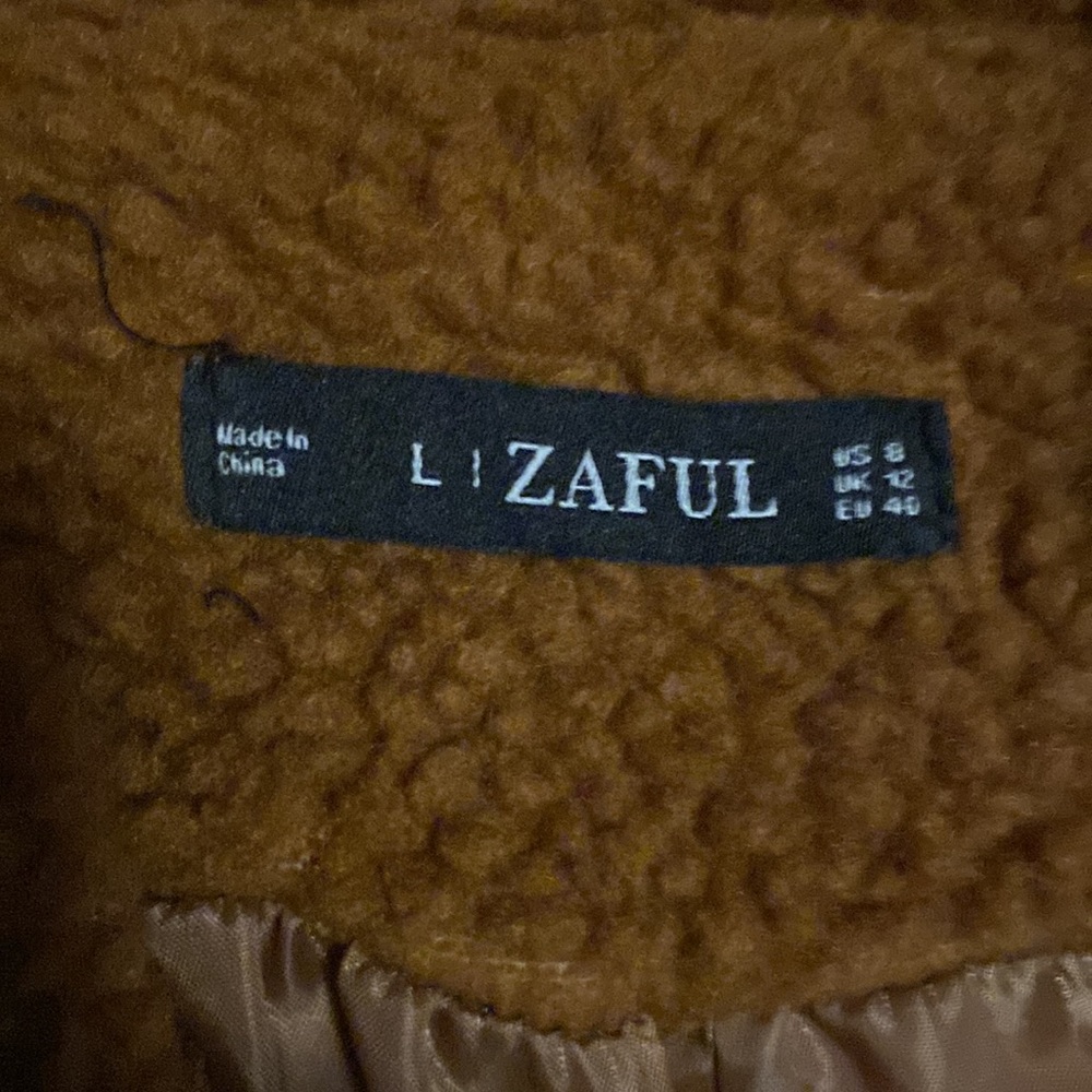 Fluffy jacket - Picture 2 of 4